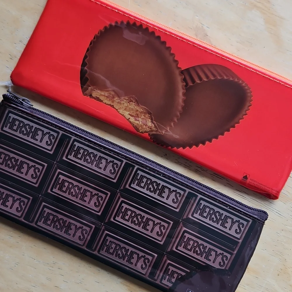 Reese's and Hershey's Chocolate Bar Pouches